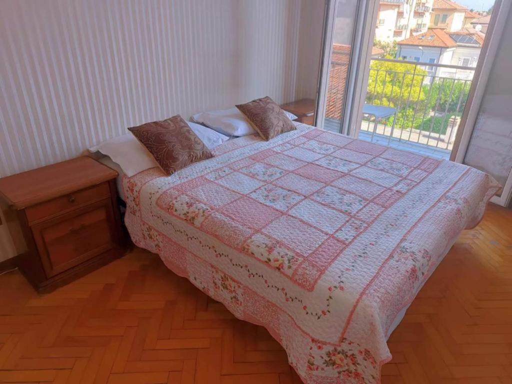 Linda'S Apparment Rooms Местре Екстер'єр фото